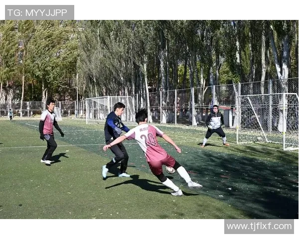 足球明星们的舞蹈魅力瞬间剪辑展示让你领略他们场外的风采与活力