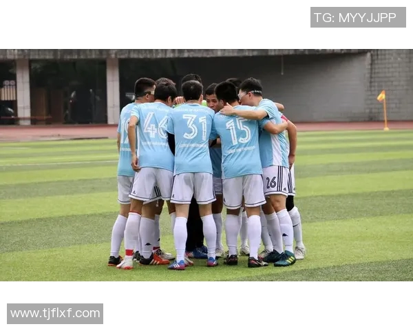 重庆足球队比赛经验分析与大满贯点评的深度解读